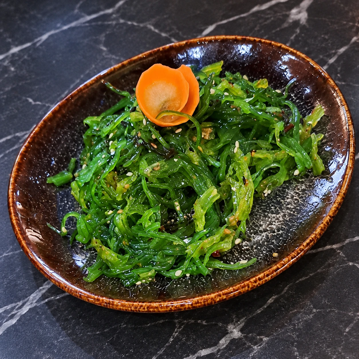 Wakame salát